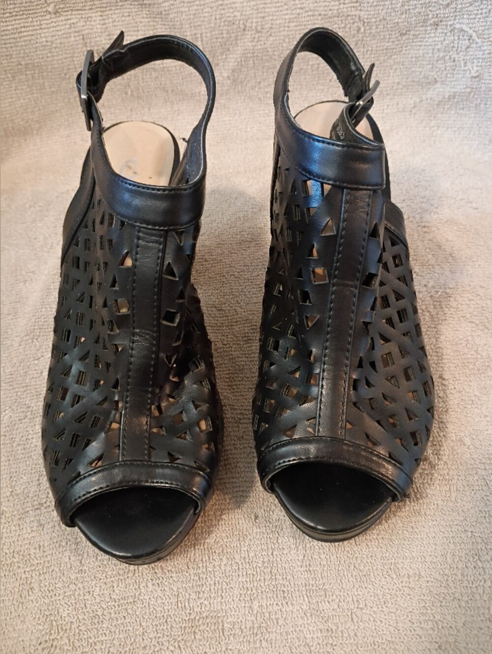 Chinese Laundry Black Cut Out Heels